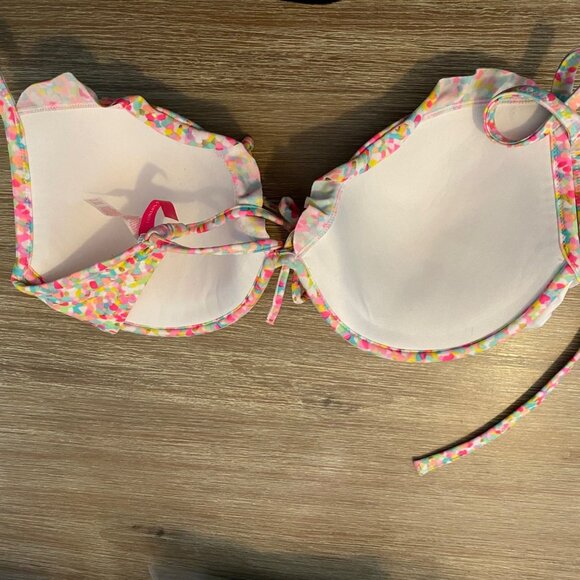 Victoria's Secret Beach Sexy Underwire Fabulous Ruffle Halter Bikini Top 34 DD - Picture 7 of 9